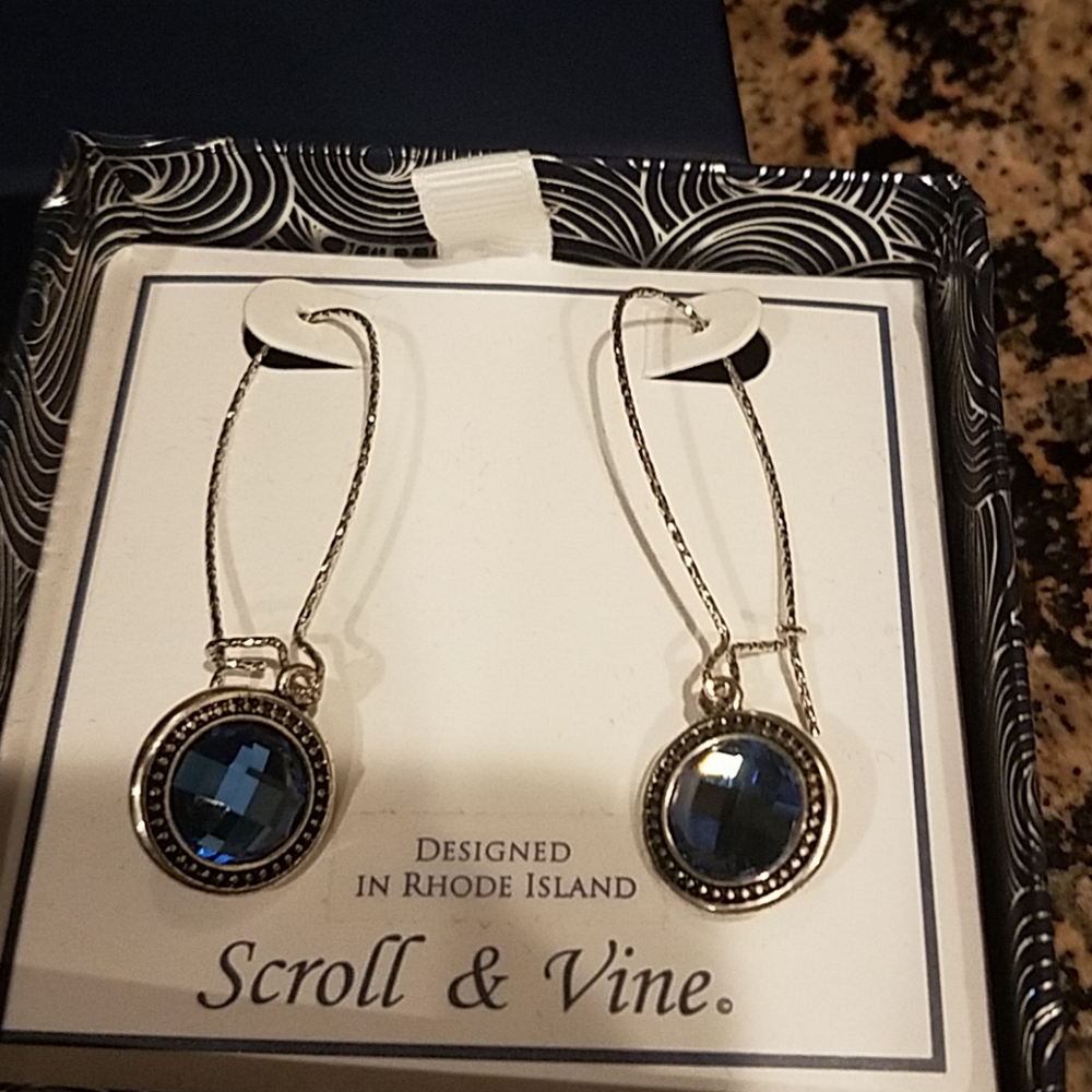 Scroll & Vine earrings